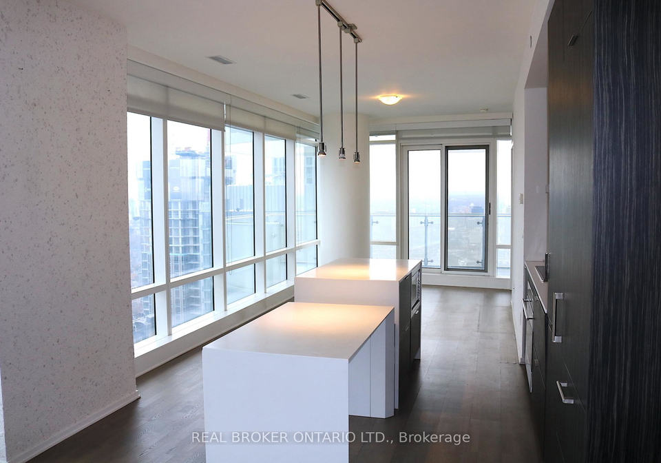 1-bloor-street-e-toronto-ontario-c12226962