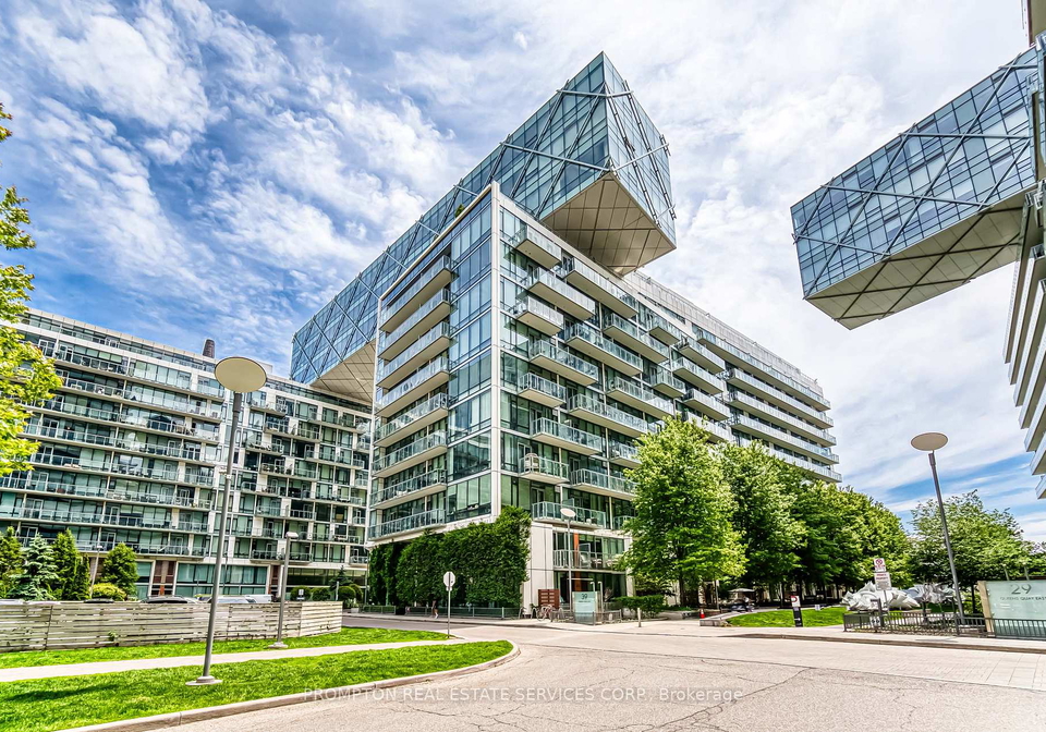 39-queens-quay-toronto-ontario-c12227530