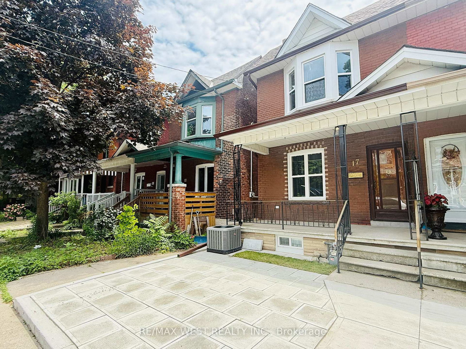 17-page-street-toronto-ontario-c12228017