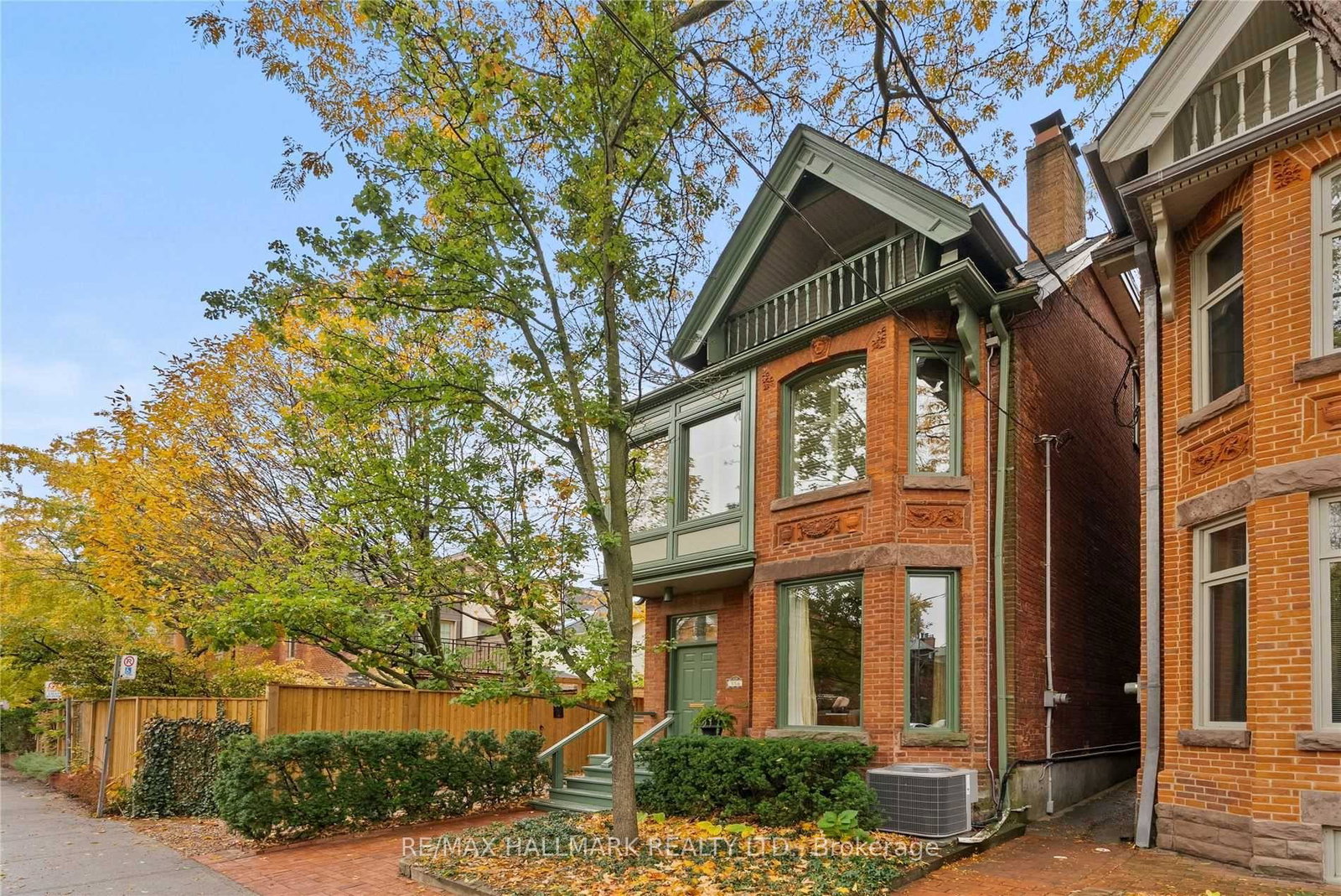 356-sackville-street-toronto-ontario-c12228155
