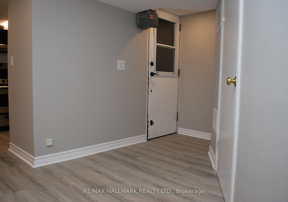 356-sackville-street-toronto-ontario-c12228155