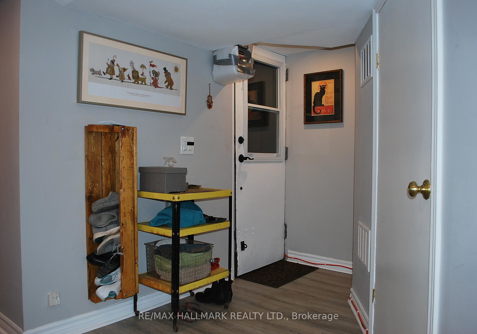 356-sackville-street-toronto-ontario-c12228155
