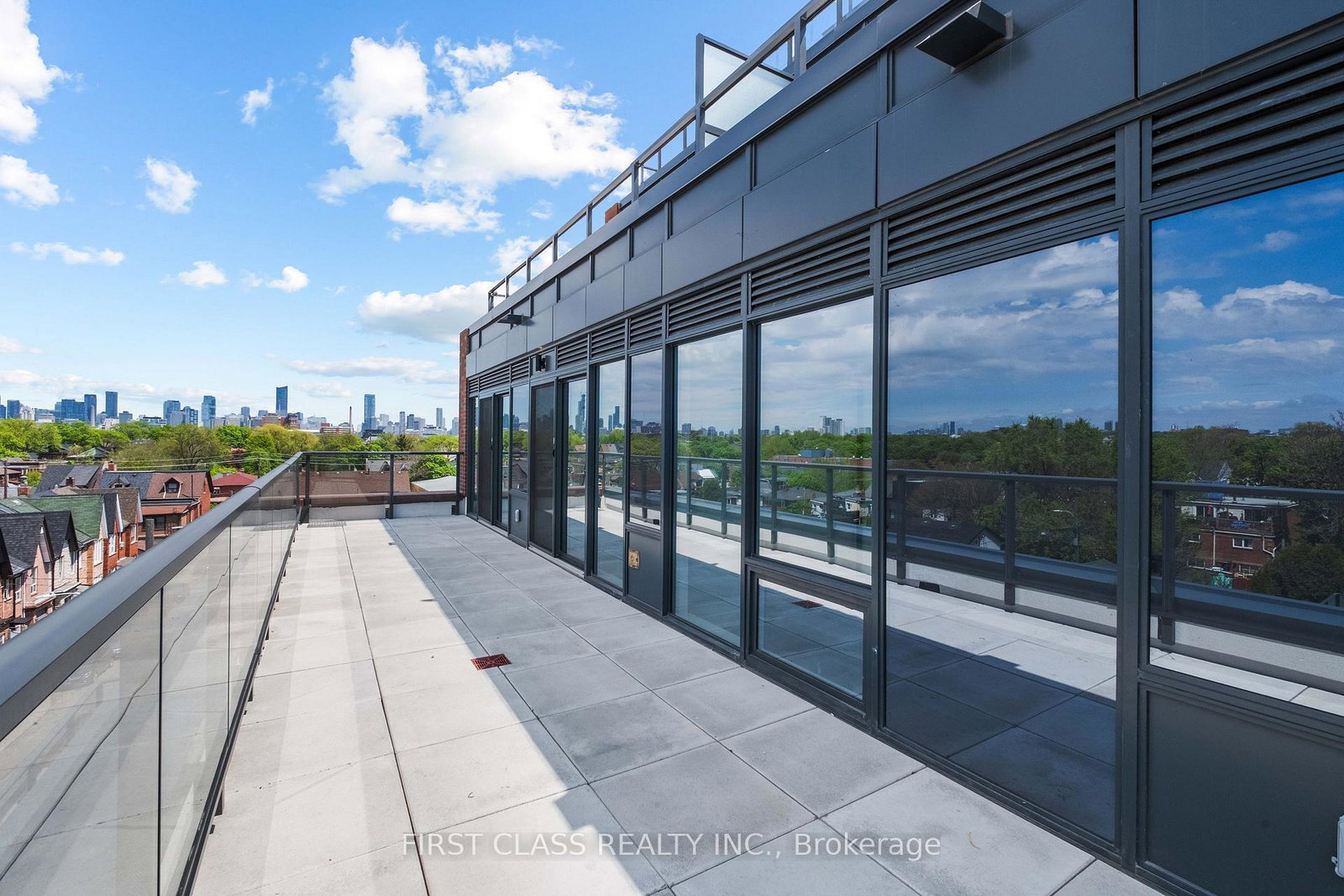 5-lakeview-avenue-toronto-ontario-c12228166