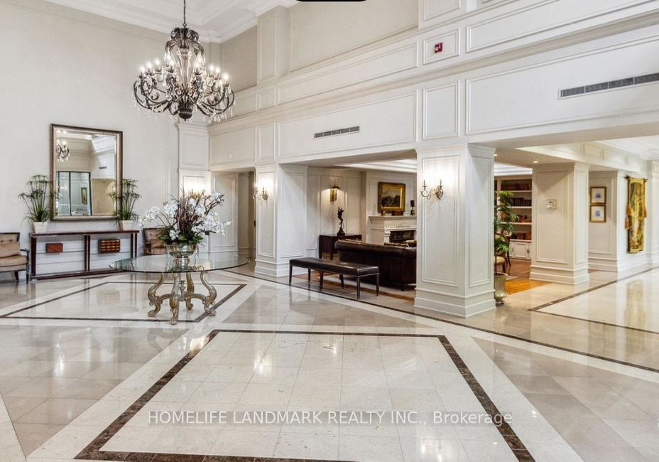 662-sheppard-avenue-e-north-york-ontario-c12228244
