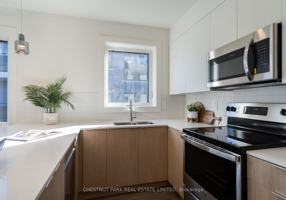1492-avenue-road-toronto-ontario-c12228784