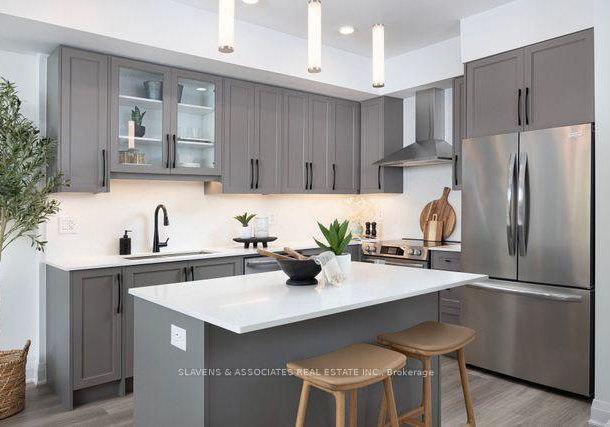 600-brookdale-avenue-toronto-ontario-c12229007