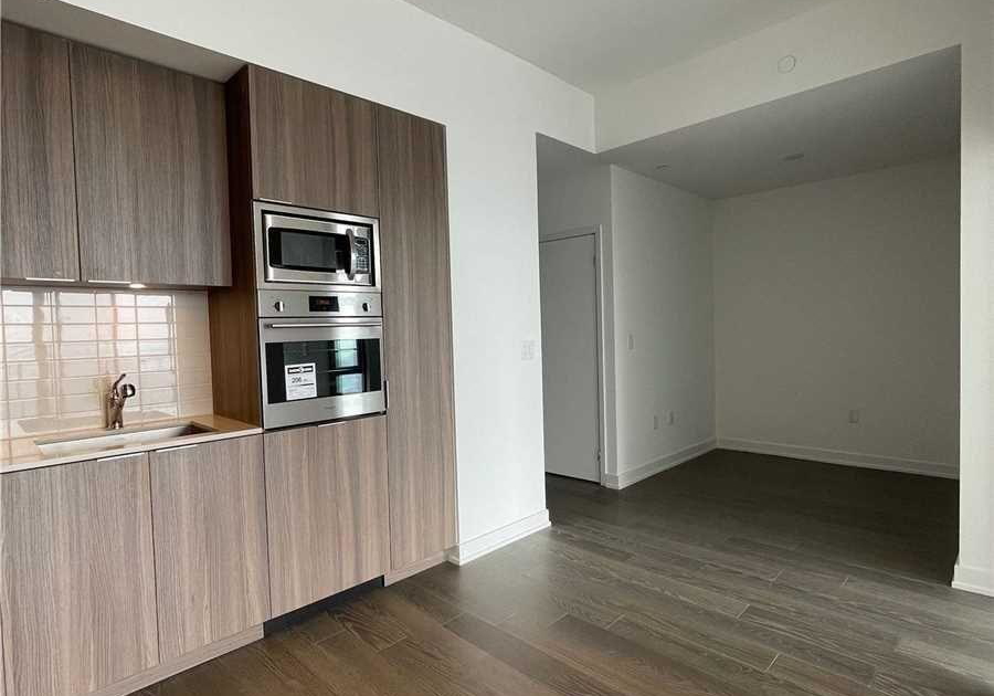11-wellesley-street-w-toronto-ontario-c12229272