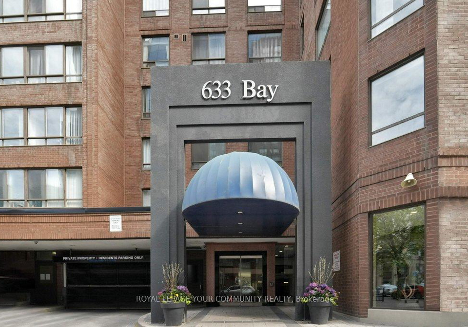 633-bay-street-toronto-ontario-c12229511