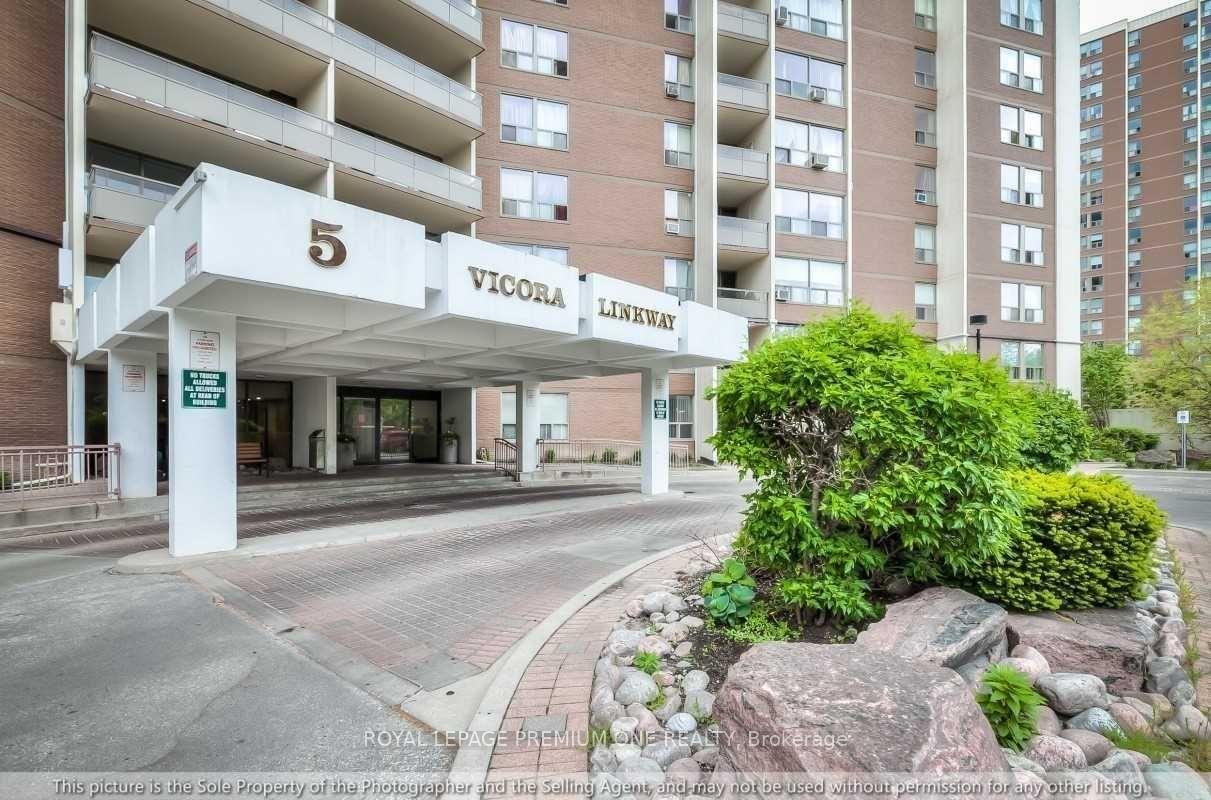 5-vicora-linkway-east-york-ontario-c12229527
