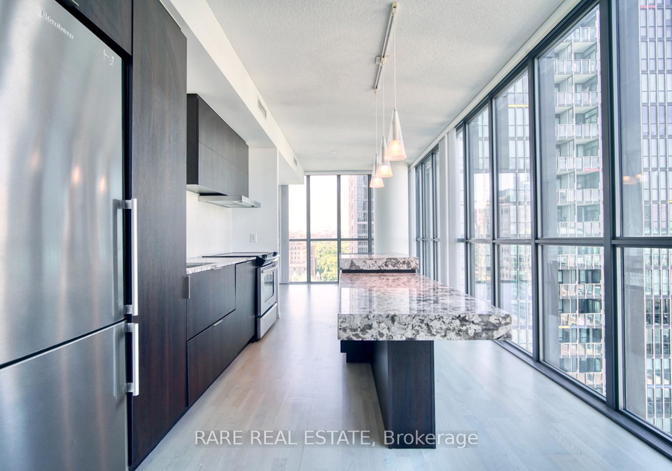 101-charles-street-e-toronto-ontario-c12229635