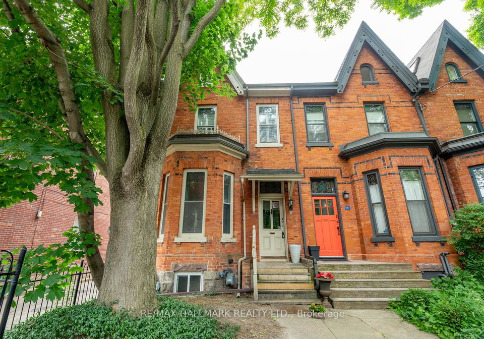 370-sackville-street-toronto-ontario-c12230153