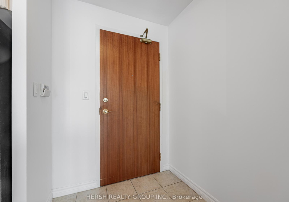 3840-bathurst-street-toronto-ontario-c12230201