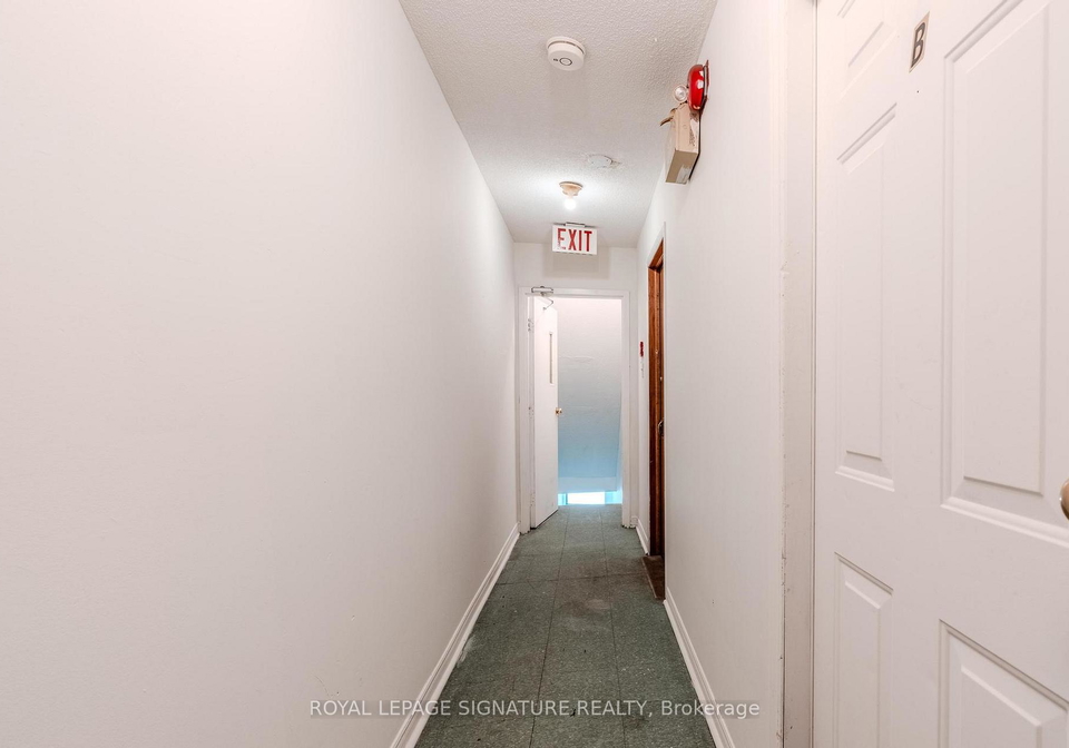 1541-dundas-street-w-toronto-ontario-c12230505
