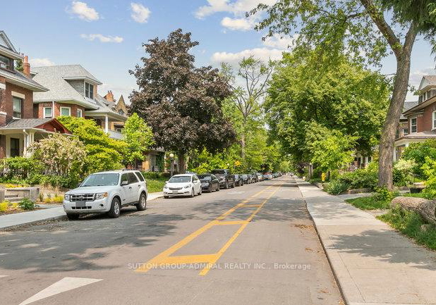 335-palmerston-boulevard-toronto-ontario-c12230528