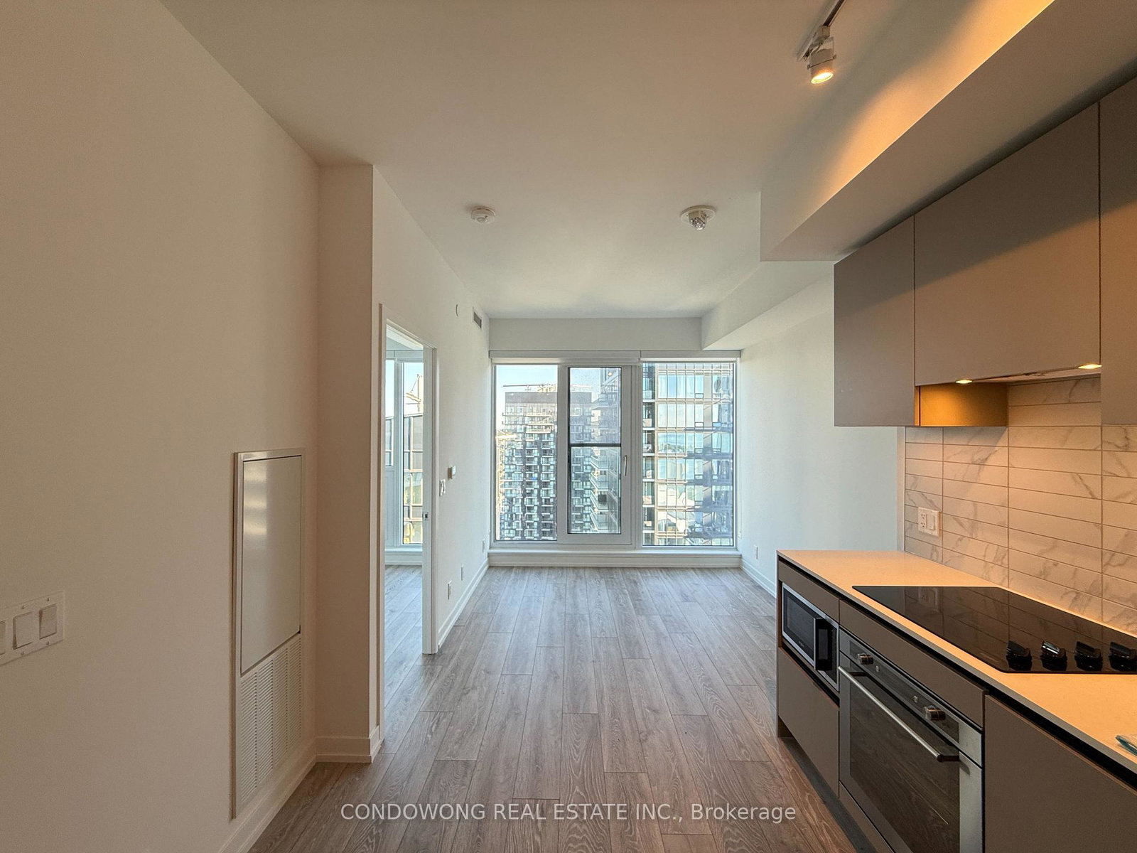 55-mercer-street-toronto-ontario-c12230918