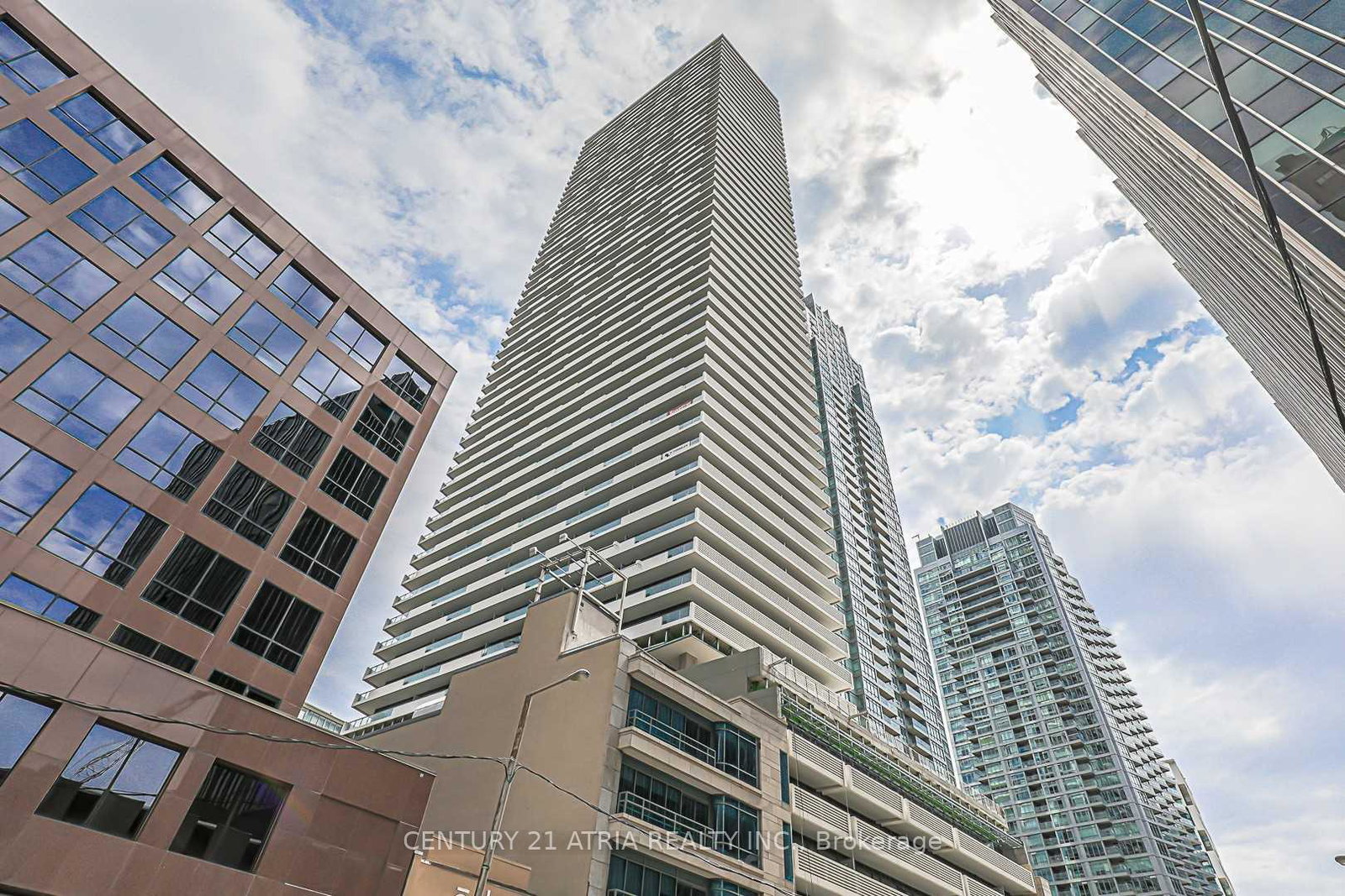 2221-yonge-street-toronto-ontario-c12230995