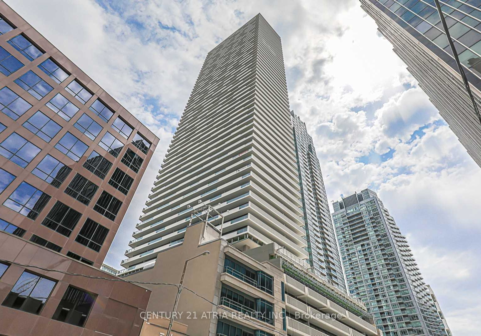 2221-yonge-street-toronto-ontario-c12230995