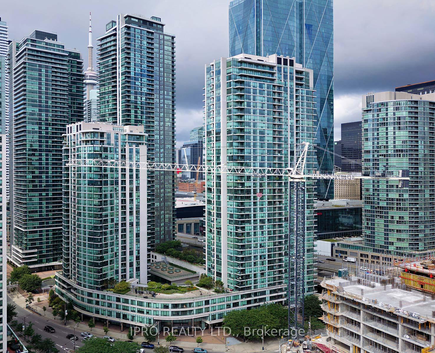 16-yonge-street-toronto-ontario-c12231080