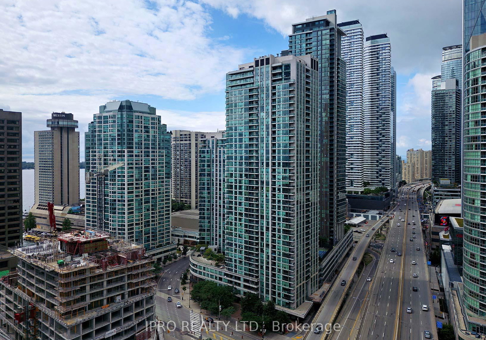 16-yonge-street-toronto-ontario-c12231080