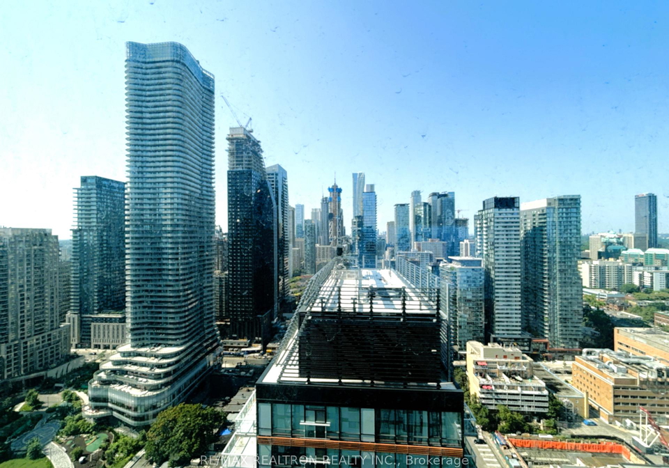 501-yonge-street-toronto-ontario-c12231091