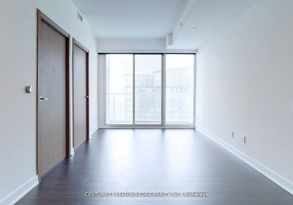 17-bathurst-street-toronto-ontario-c12231093