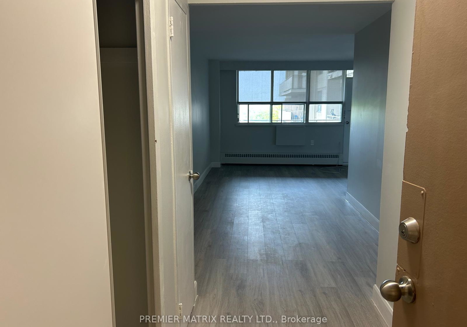 65-thorncliffe-park-drive-east-york-ontario-c12231188