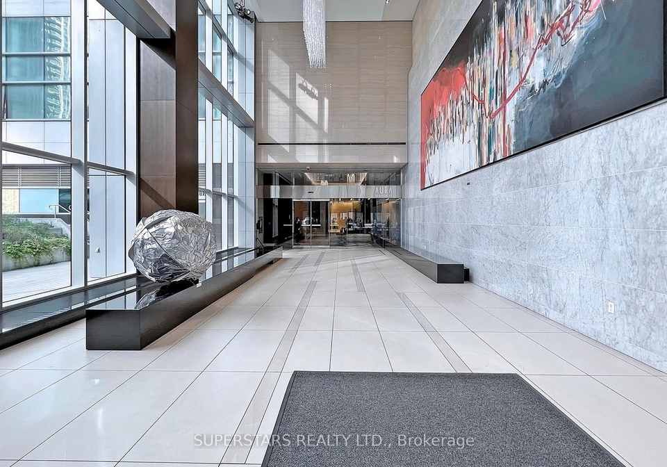 386-yonge-street-toronto-ontario-c12231257