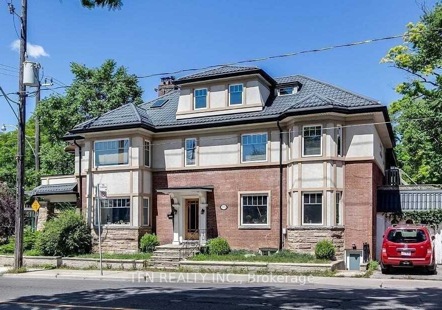 250-st-clair-avenue-e-toronto-ontario-c12231747