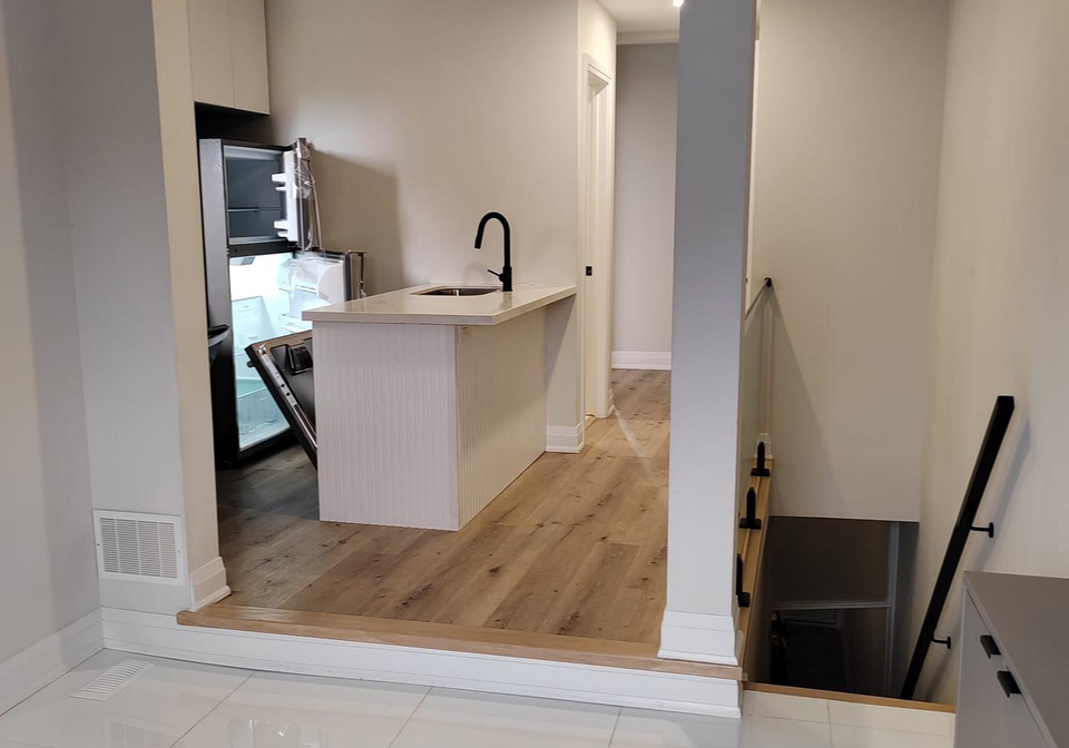 275-euclid-avenue-toronto-ontario-c12232246