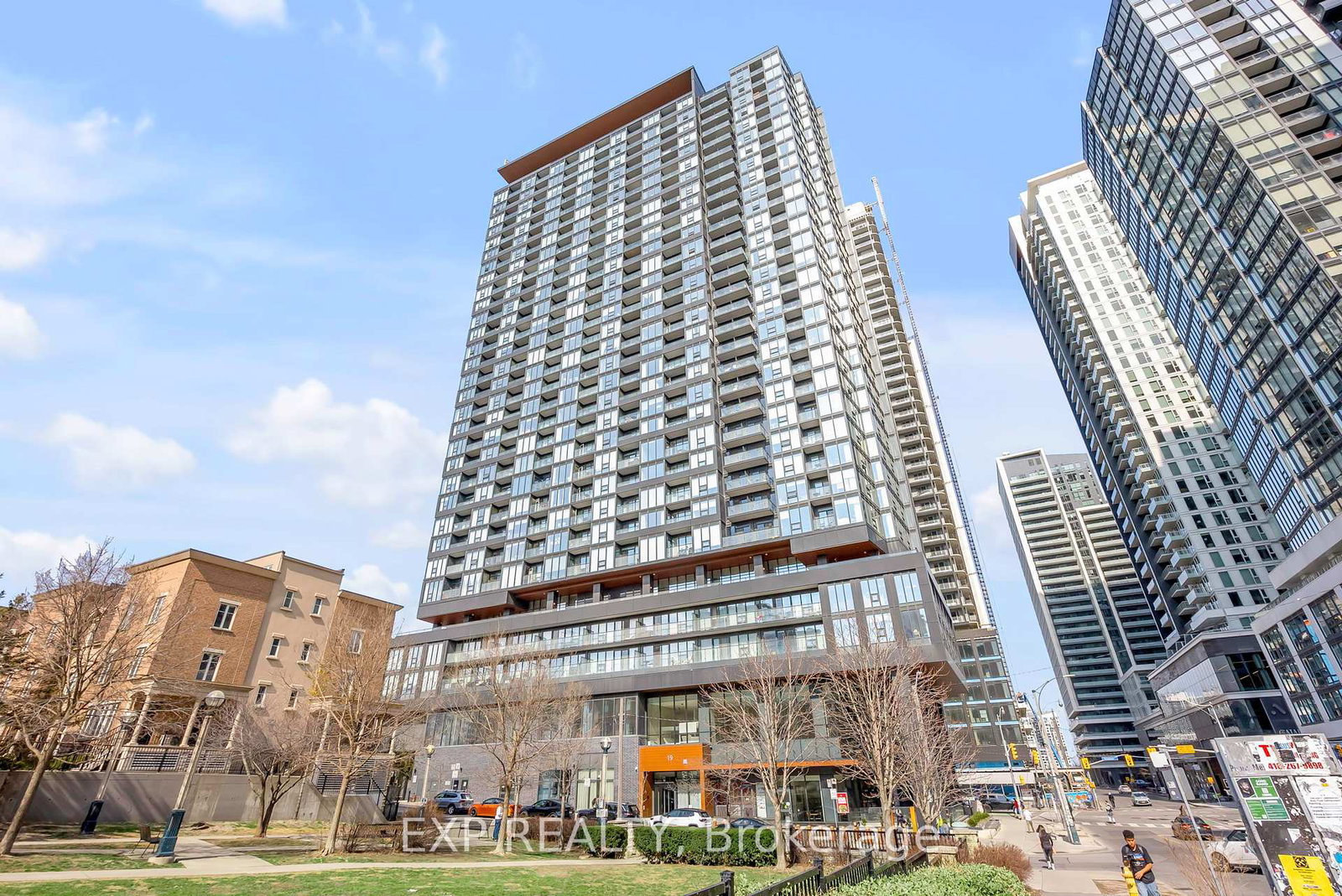 19-western-battery-road-toronto-ontario-c12232370