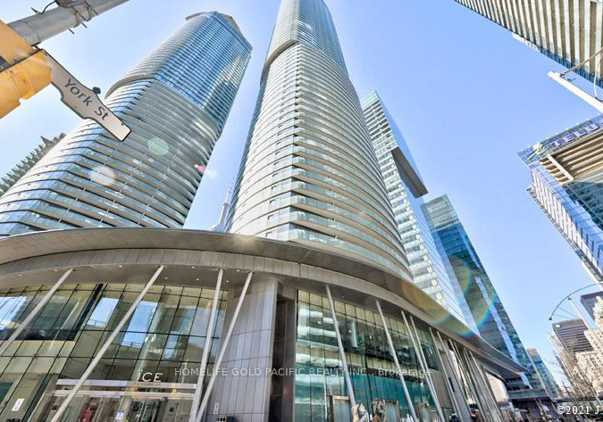 14-york-street-toronto-ontario-c12232849