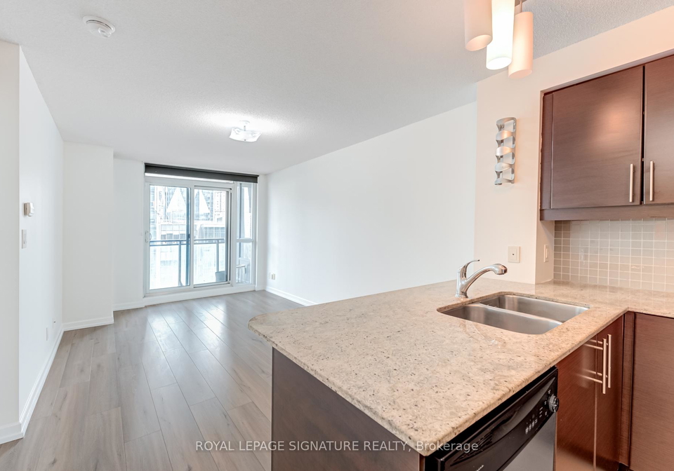 18-harbour-street-toronto-ontario-c12232923