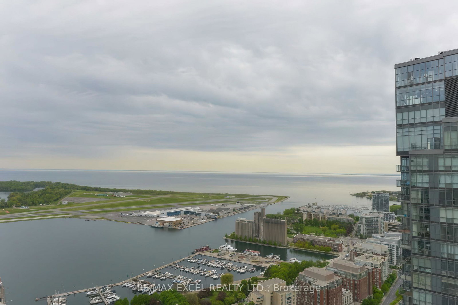 35-mariner-terrace-toronto-ontario-c12233188