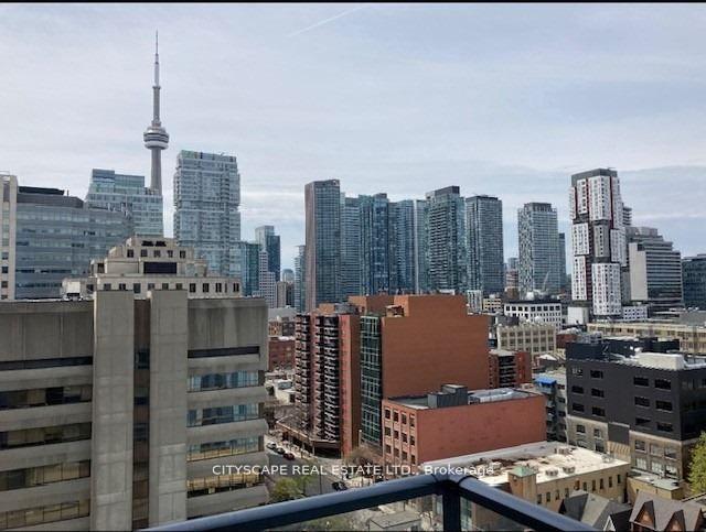 210-simcoe-street-toronto-ontario-c12233408