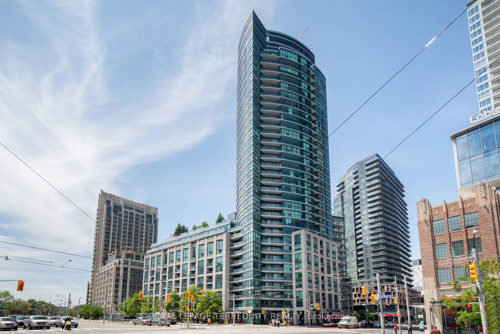 600-fleet-street-toronto-ontario-c12233565