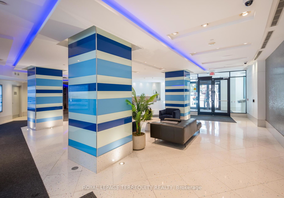 600-fleet-street-toronto-ontario-c12233565