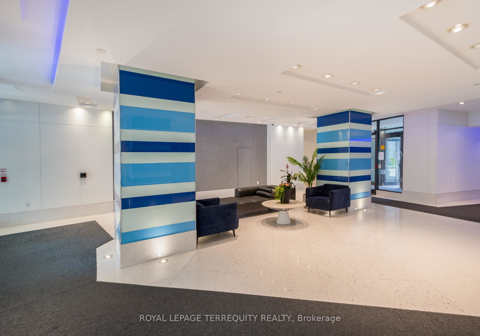 600-fleet-street-toronto-ontario-c12233565