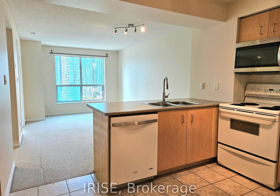 410-queens-quay-boulevard-w-toronto-ontario-c12233616
