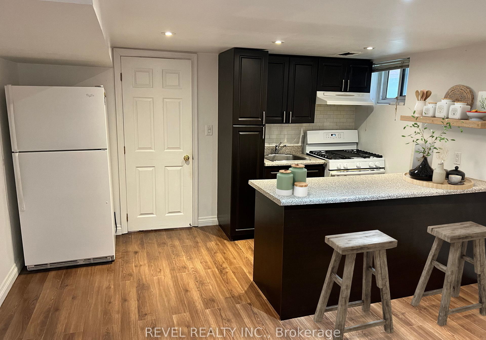 65-wolseley-street-e-toronto-ontario-c12233750