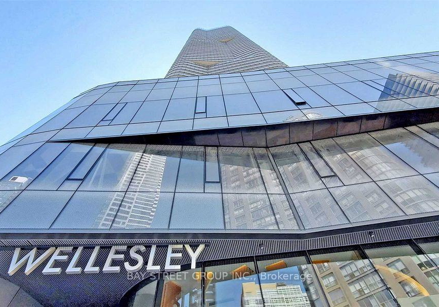 11-wellesley-street-w-toronto-ontario-c12233849