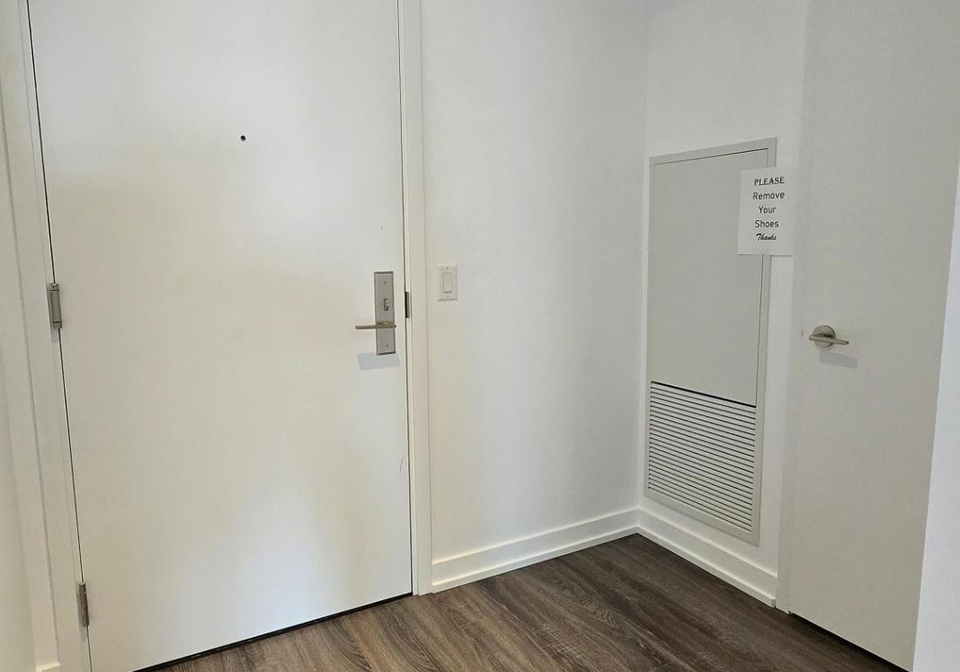 20-edward-street-toronto-ontario-c12234293