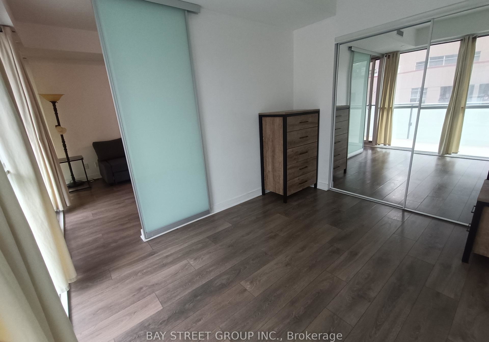 15-grenville-street-toronto-ontario-c12234491