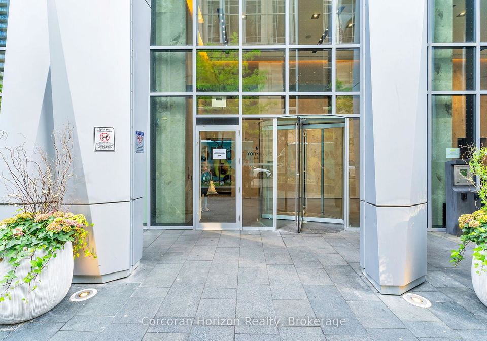 1-yorkville-avenue-toronto-ontario-c12234925