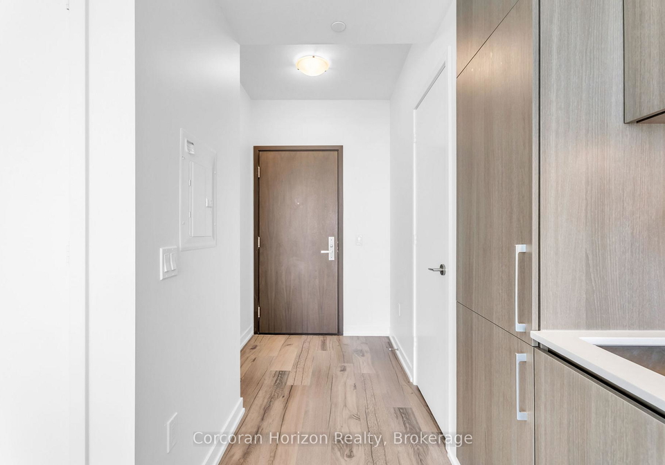 1-yorkville-avenue-toronto-ontario-c12234925