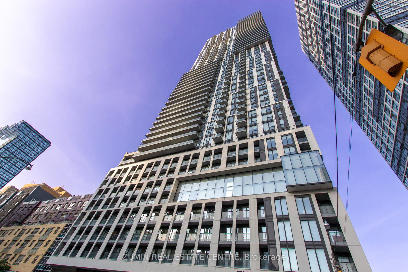 251-jarvis-street-toronto-ontario-c12235032