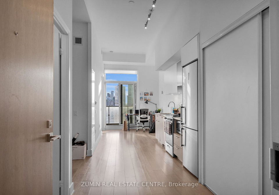 251-jarvis-street-toronto-ontario-c12235032