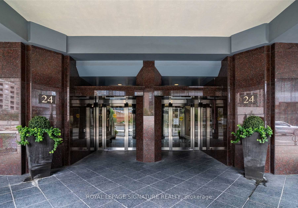 24-wellesley-street-w-toronto-ontario-c12235092