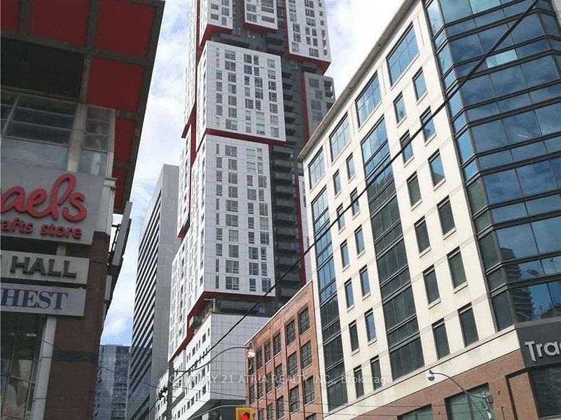 318-richmond-street-w-toronto-ontario-c12235127