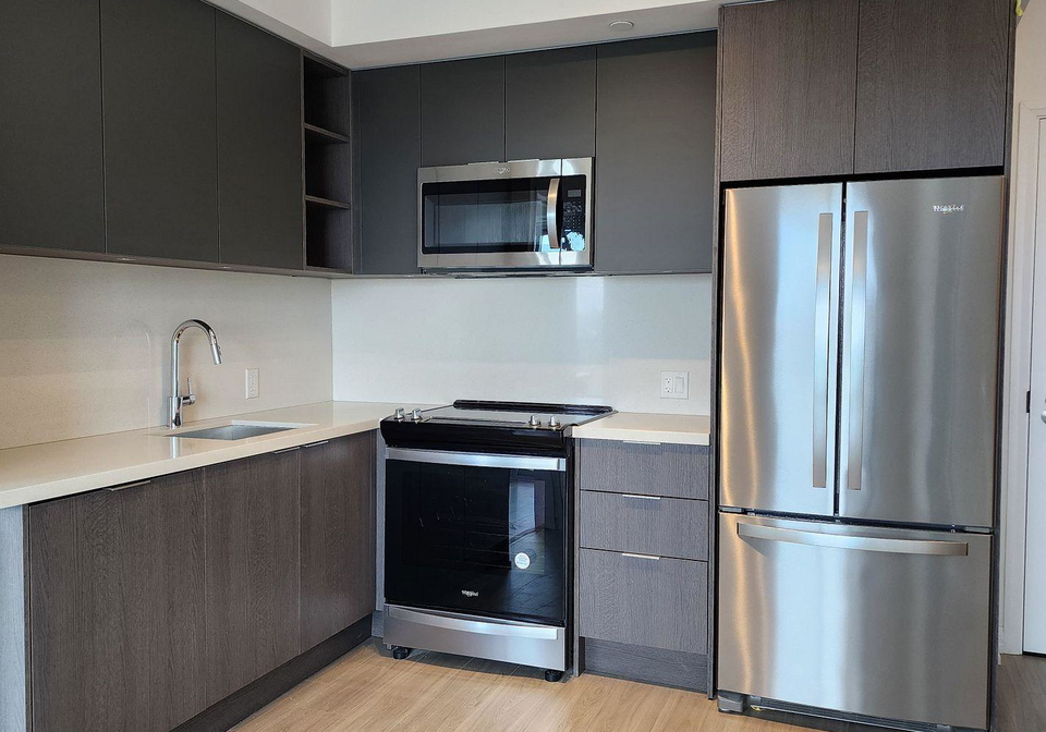 25-holly-street-toronto-ontario-c12235222
