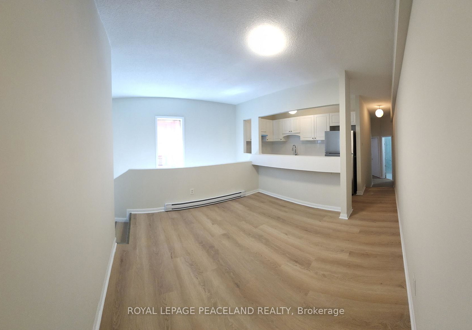 556-spadina-crescent-toronto-ontario-c12235230